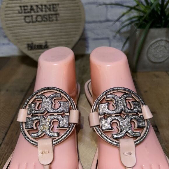 Tory Burch Miller pave Sandals shell pink
Size 10 - Picture 5 of 12